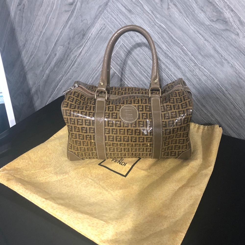 💥SOLD💥🌺Restored Authentic Fendi Monogram Boston Satchel🌺